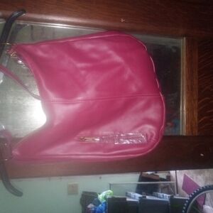 Elegant Pink Leather Shoulder Bag
